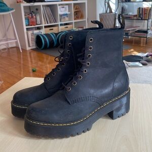 Dr Martens Shriver Hi Women's Wyoming Leather Heeled Boots, Shriver Hi 8-Ey